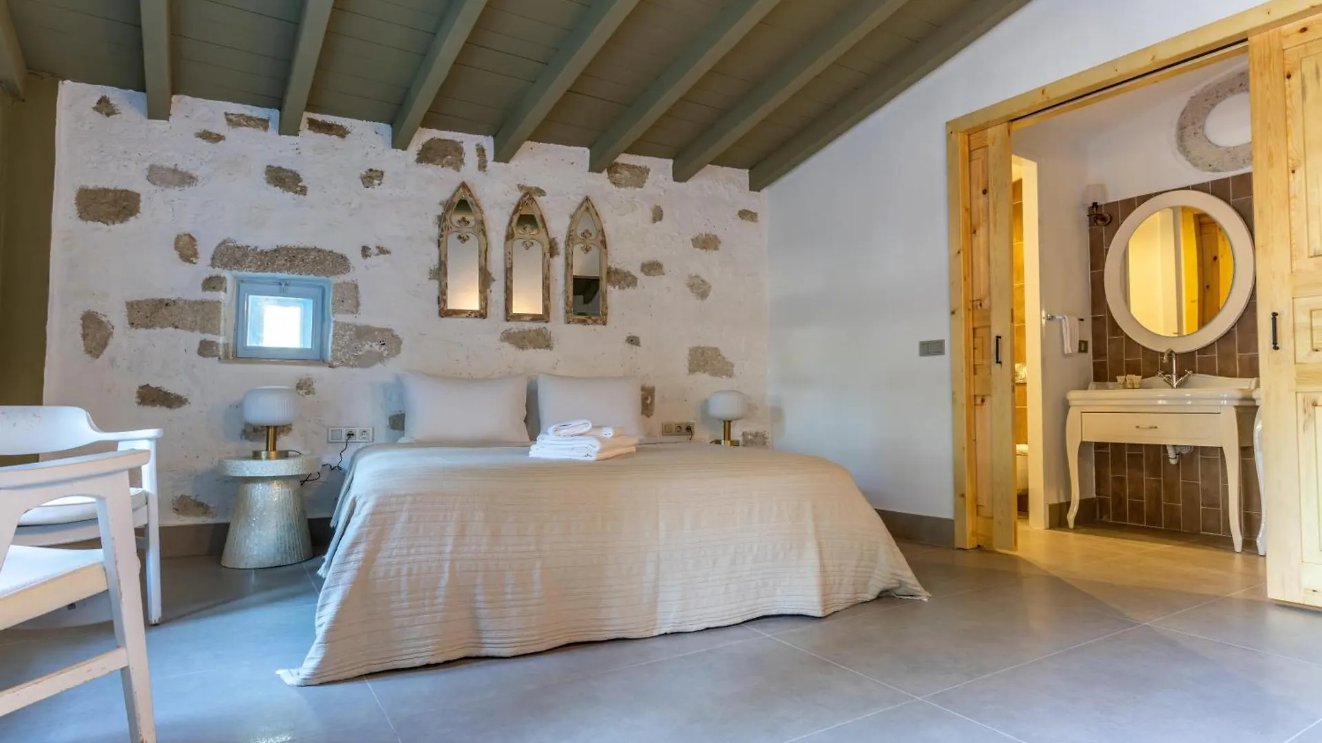 Hotel Alacati Tas Otel