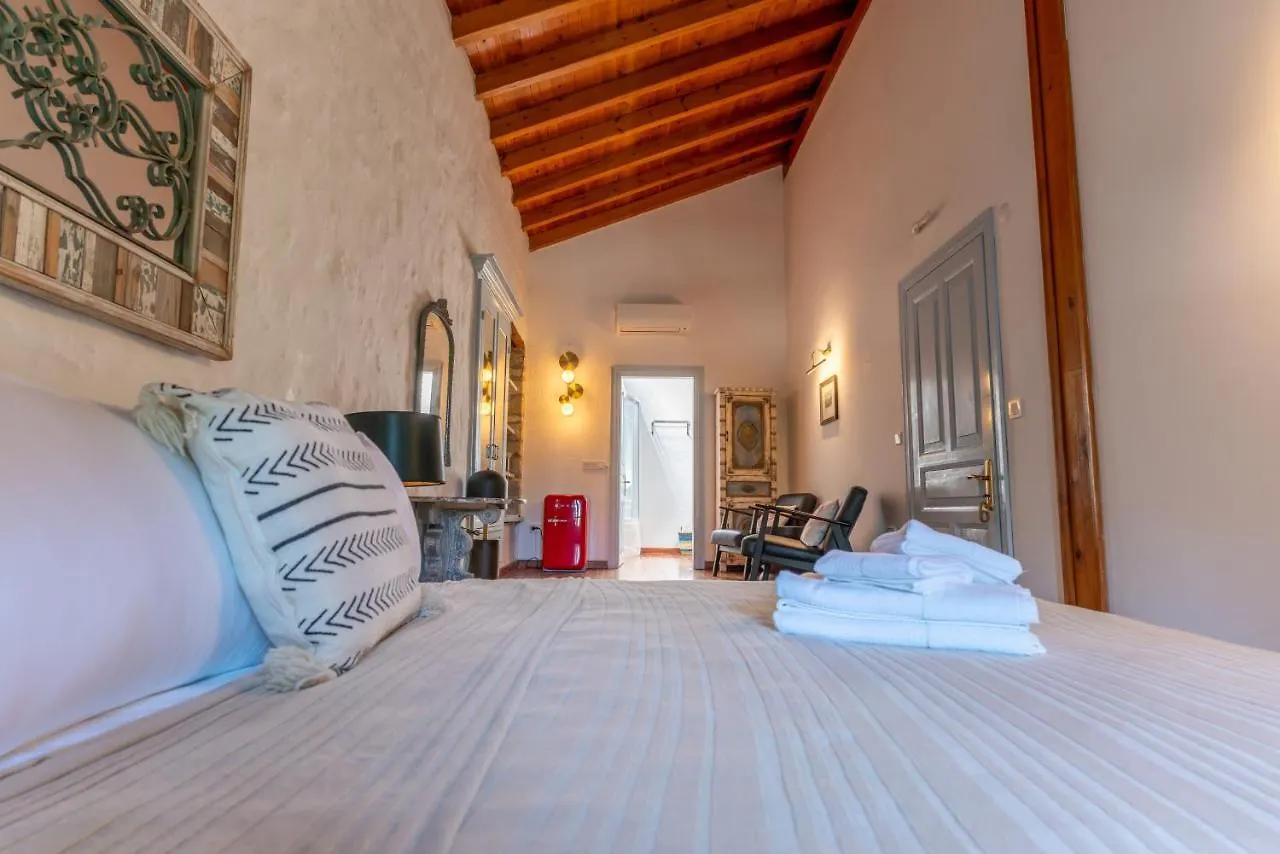 Alacati Tas Otel Ξενοδοχείο
