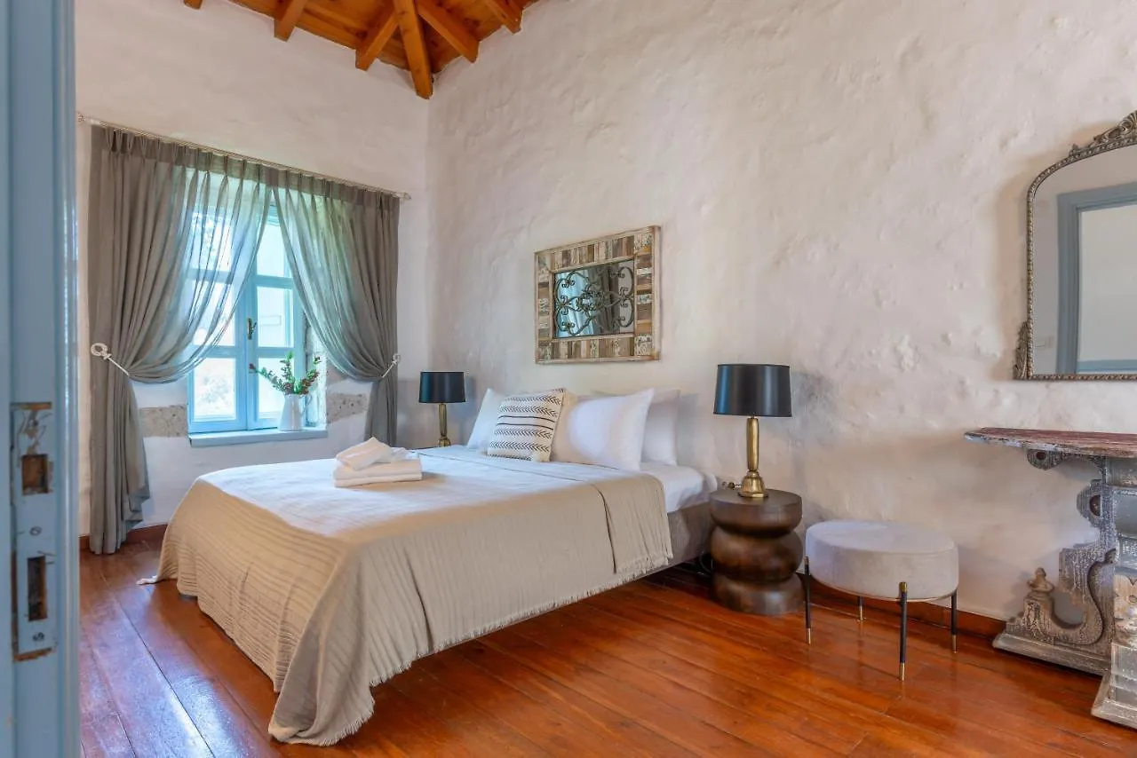 Alacati Tas Otel Ξενοδοχείο