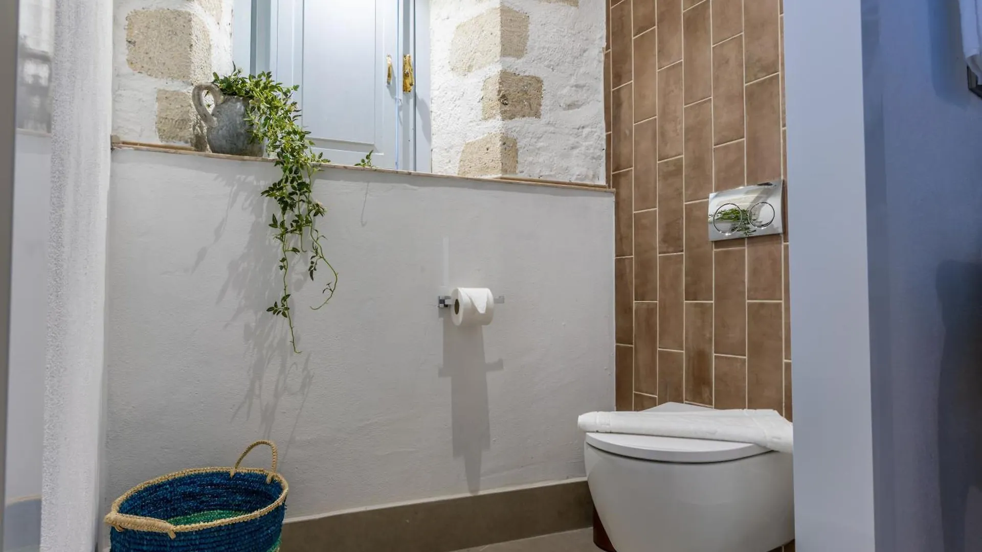 Alacati Tas Otel